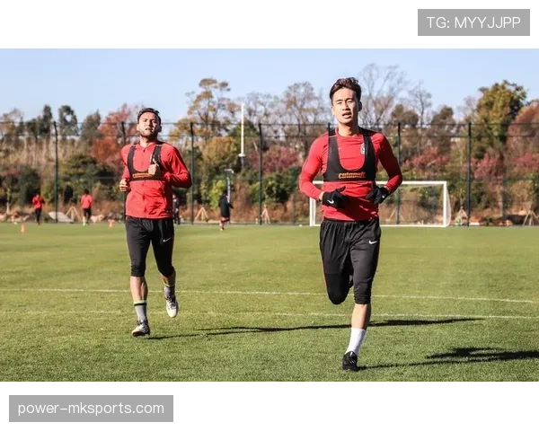 桑保利高压体系引领战术新潮流,球队焕然一新引关注 桑保利高压体系引领战术新潮流,球队焕然一新引关注