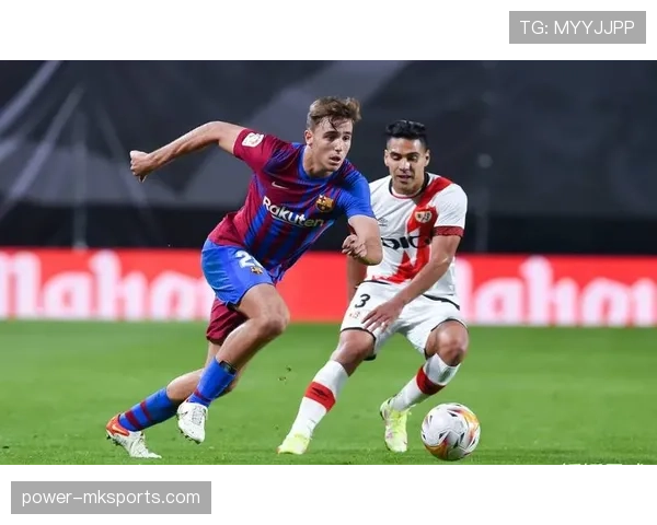 巴西队新进攻套路曝光：灵活阵型搭配快速反击，球队表现亮眼