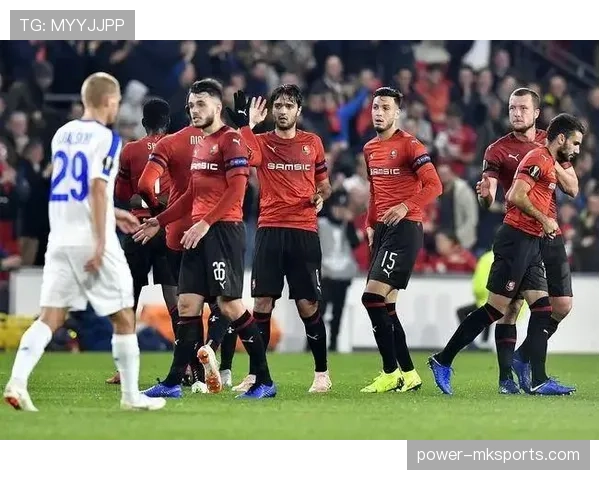 巴黎圣日耳曼最新消息：球队近期表现与转会动态